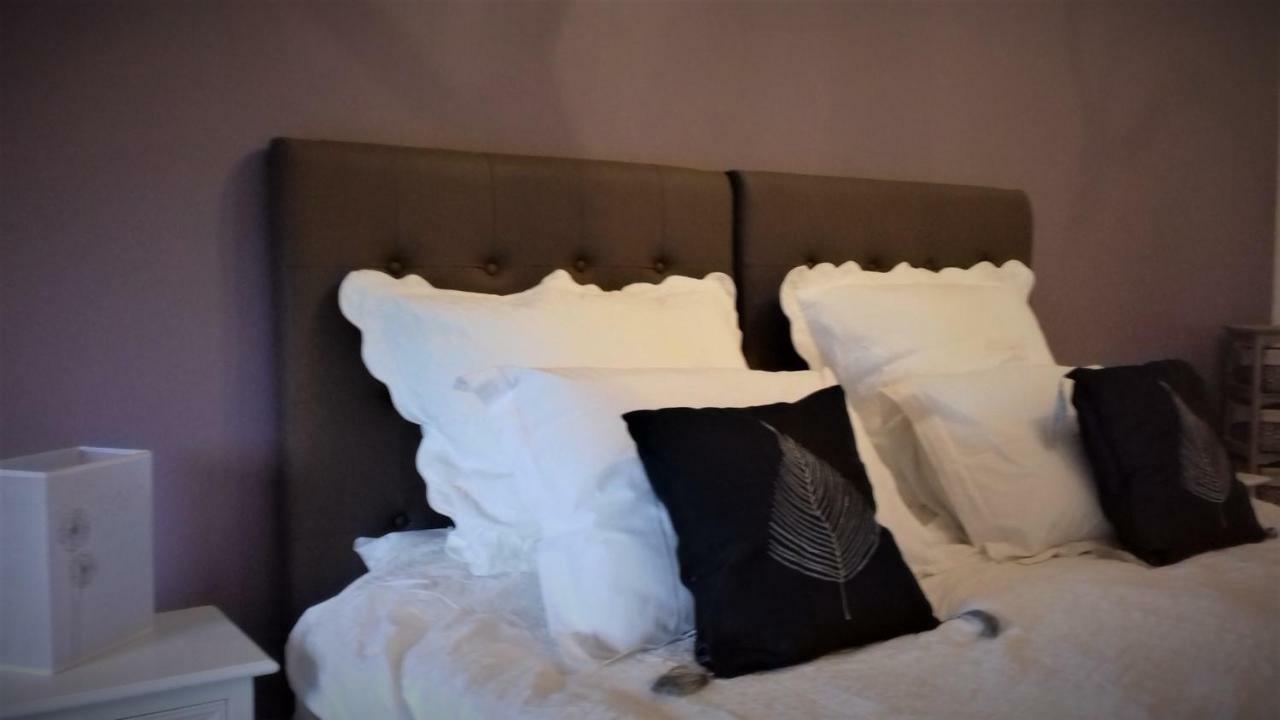 Maison Lavande Bed & Breakfast Saint-Jean-d'Angely Exterior photo